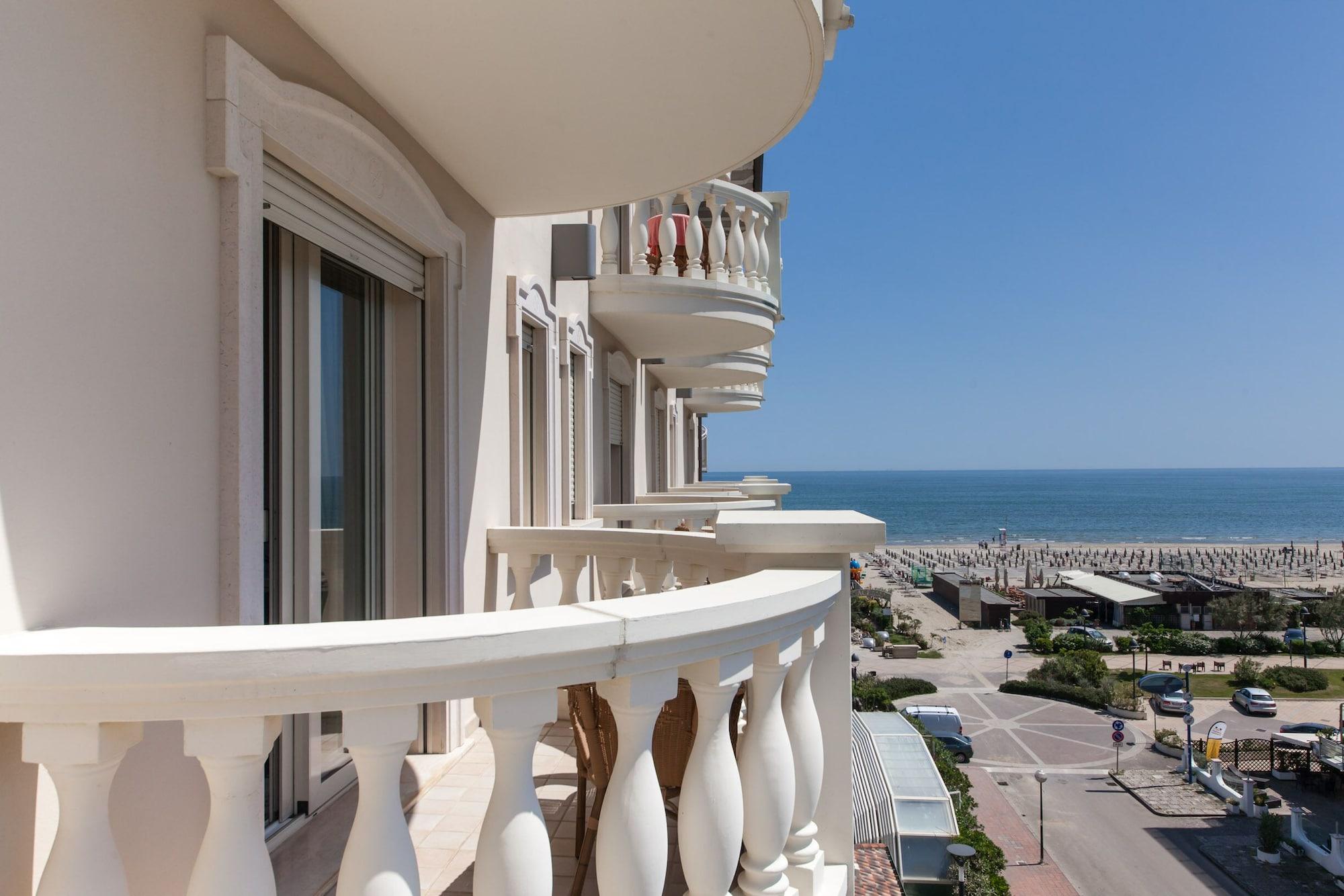 Palace Hotel มิลาโน แมริตทิมา ภายนอก รูปภาพ