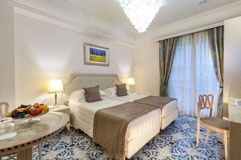 Palace Hotel มิลาโน แมริตทิมา ภายนอก รูปภาพ